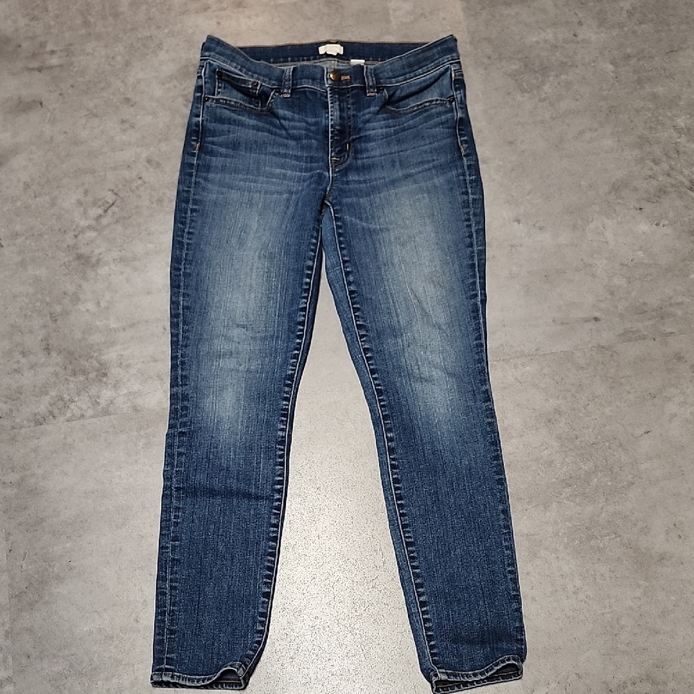J.Crew Skinny Jeans • Stretch • Women’s 27/28 • Classic Medium Wash